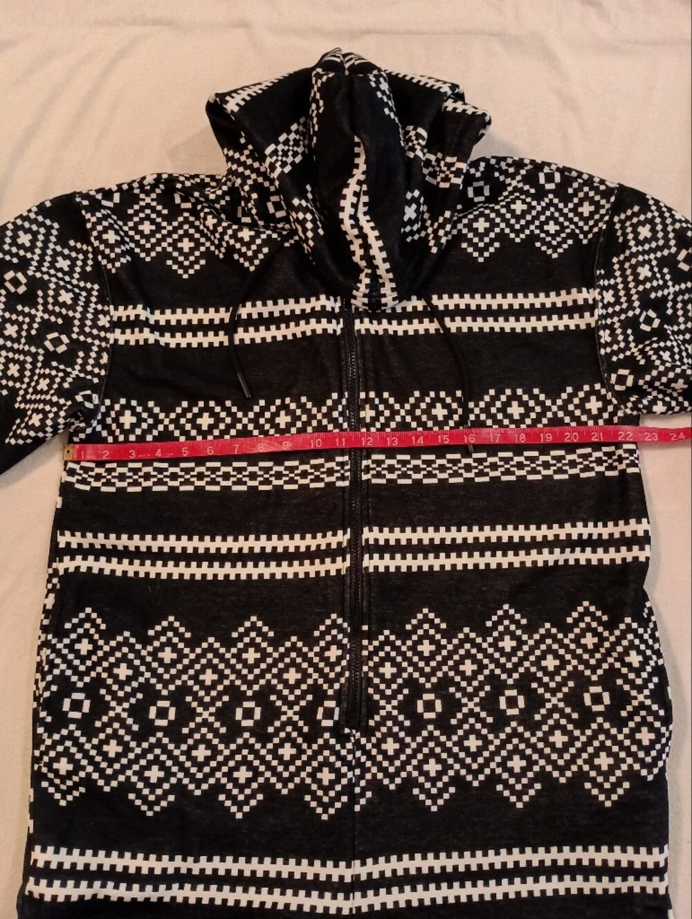 NWOT Fabletics Cozy Fleece Hooded Onesie – Black Nordic Fairisle Size XL